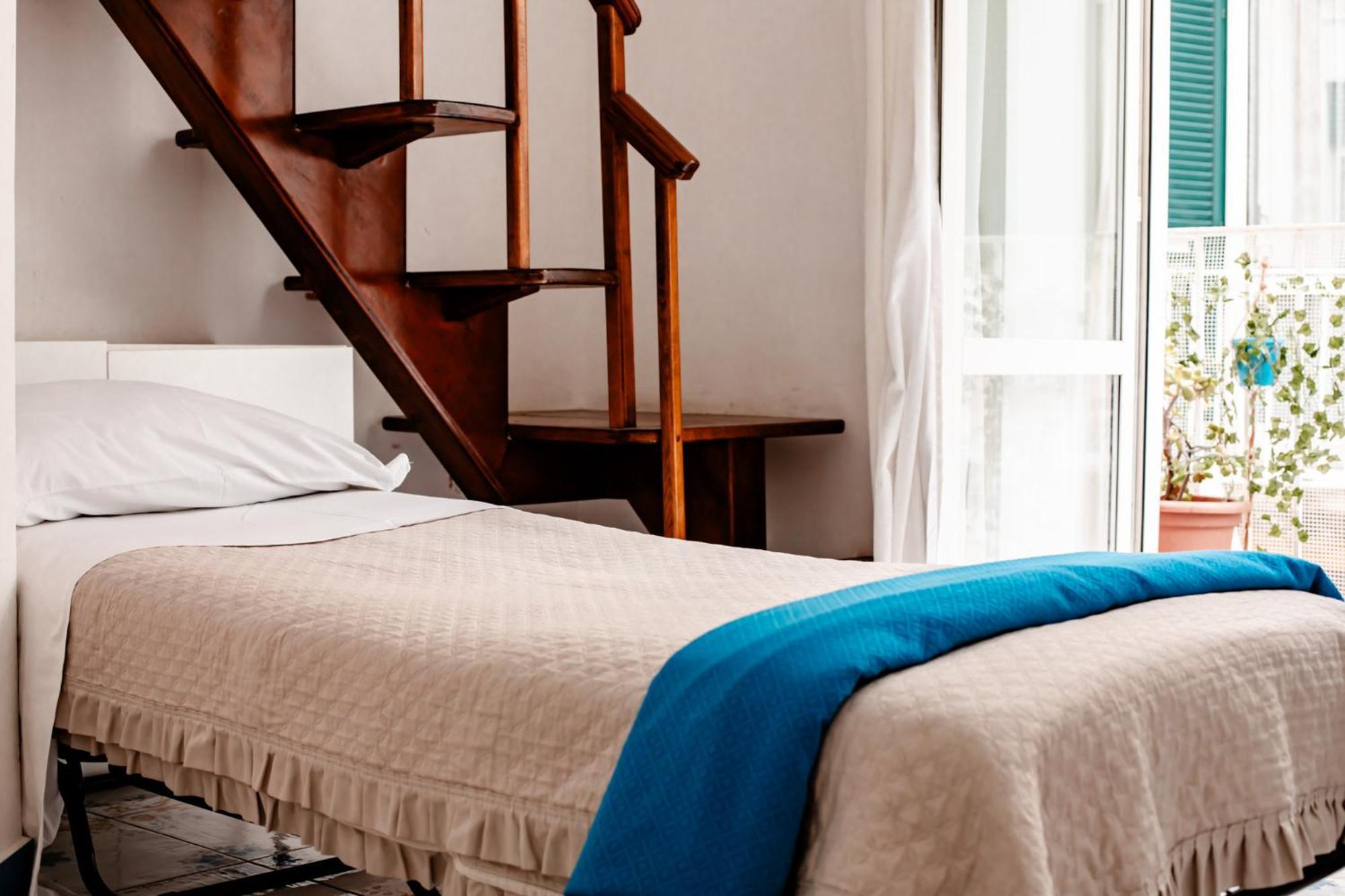 Napulitandream Duomo Hotel Napoli Ngoại thất bức ảnh